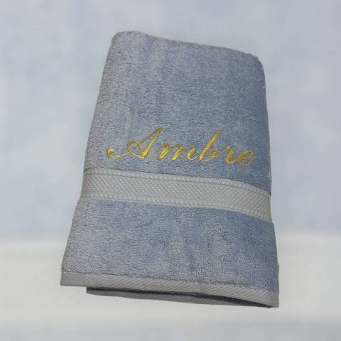 Serviette de toilette bleu clair + prnom